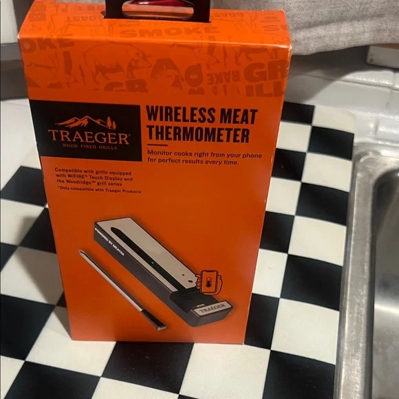 Traeger Wireless Meat Thermometer - Picture 3 of 6
